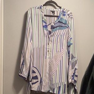 Nic and Zoe Buttoned Blouse